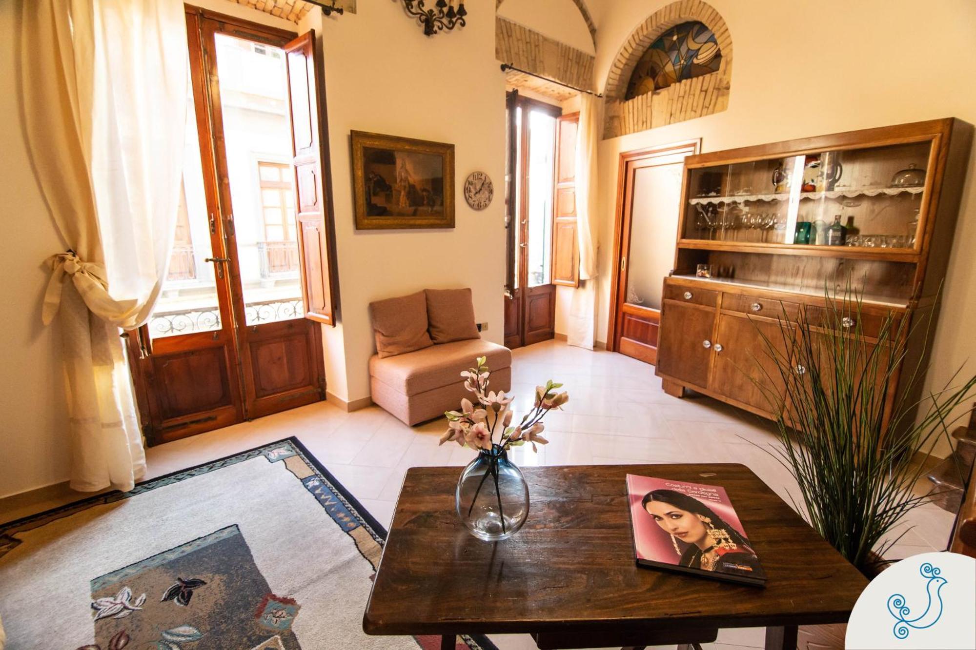 Manno 81 - Charming Historic Apartment كالياري المظهر الخارجي الصورة